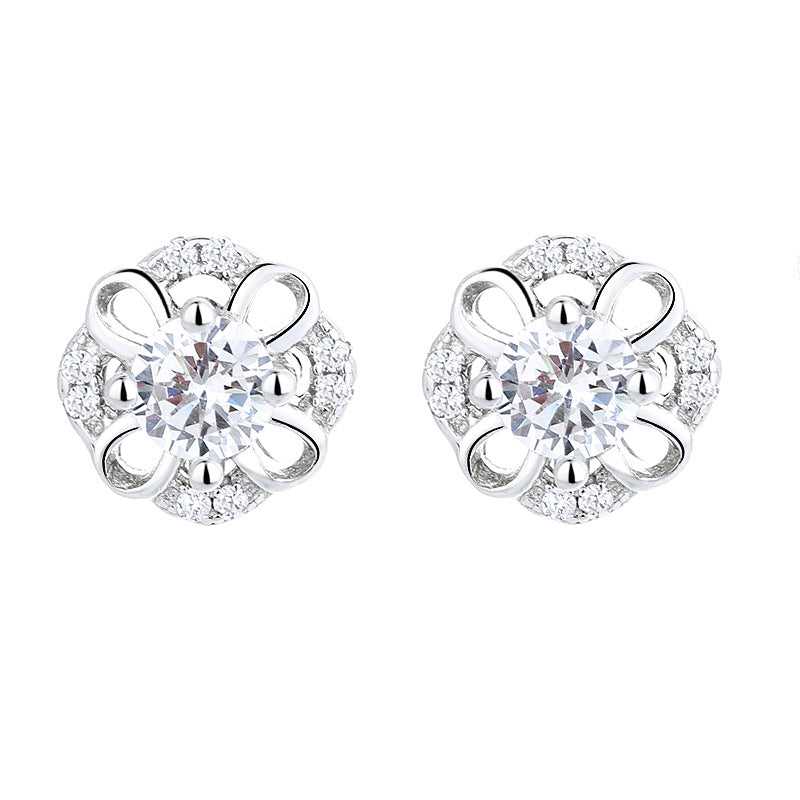 Women's stud earrings with delicate flower design and sparkling crystals Land Girl