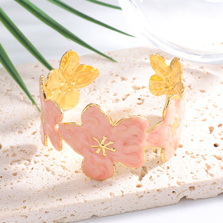 Ladies' bangle with floral motifs Land Girl