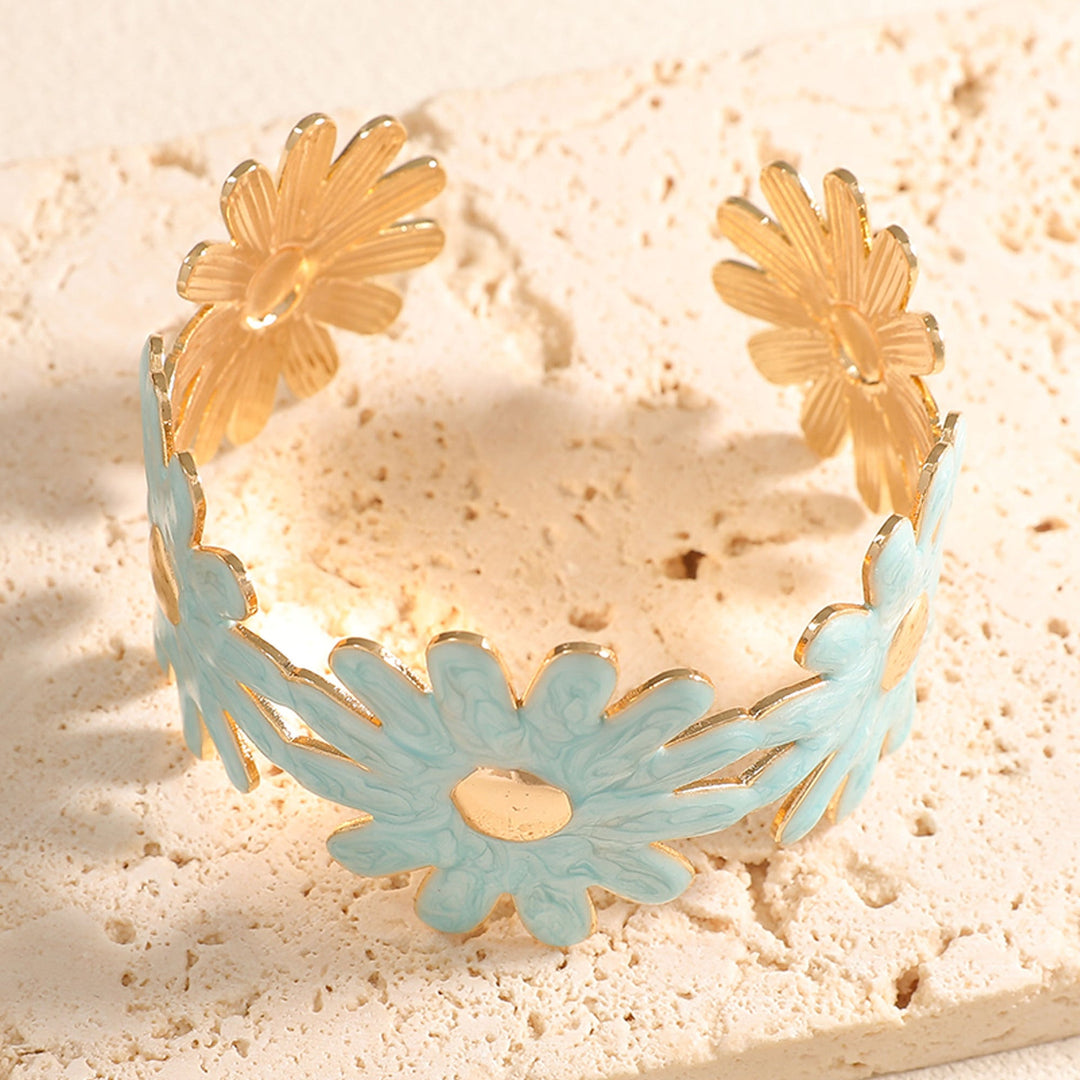 Women's bangle with floral flower pattern Land Girl
