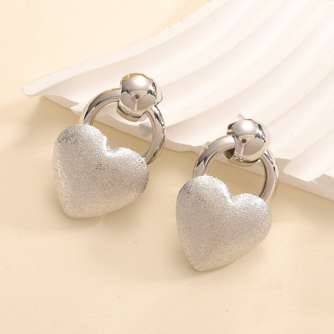 Ladies earrings in elegant heart design Land Girl