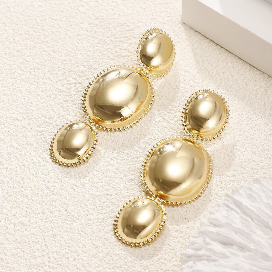Women's earrings in artistic, structured design Land Girl