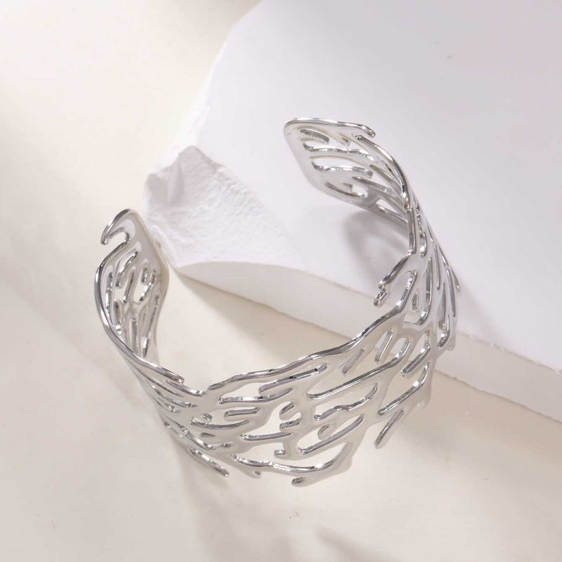 Women's Open Bangle with Elegant Wave Design Land Girl
