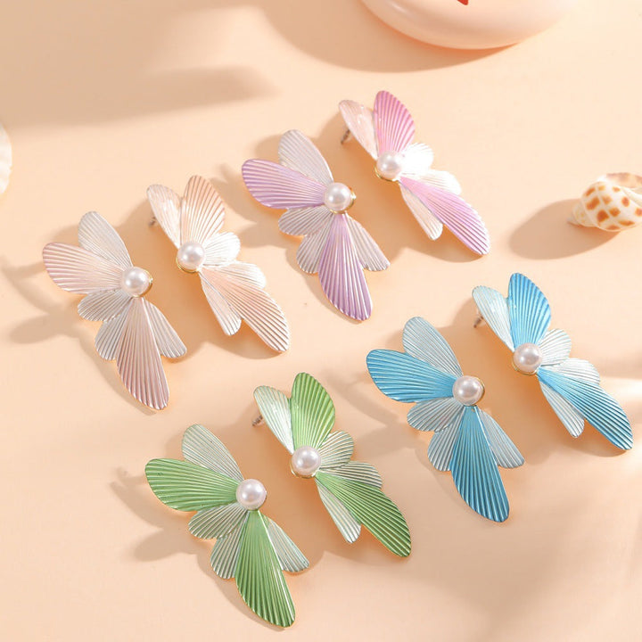 Women's hair clips in elegant butterfly design Land Girl