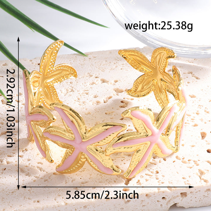 Ladies Open Cuff Bracelet with Expressive Star Motif Land Girl