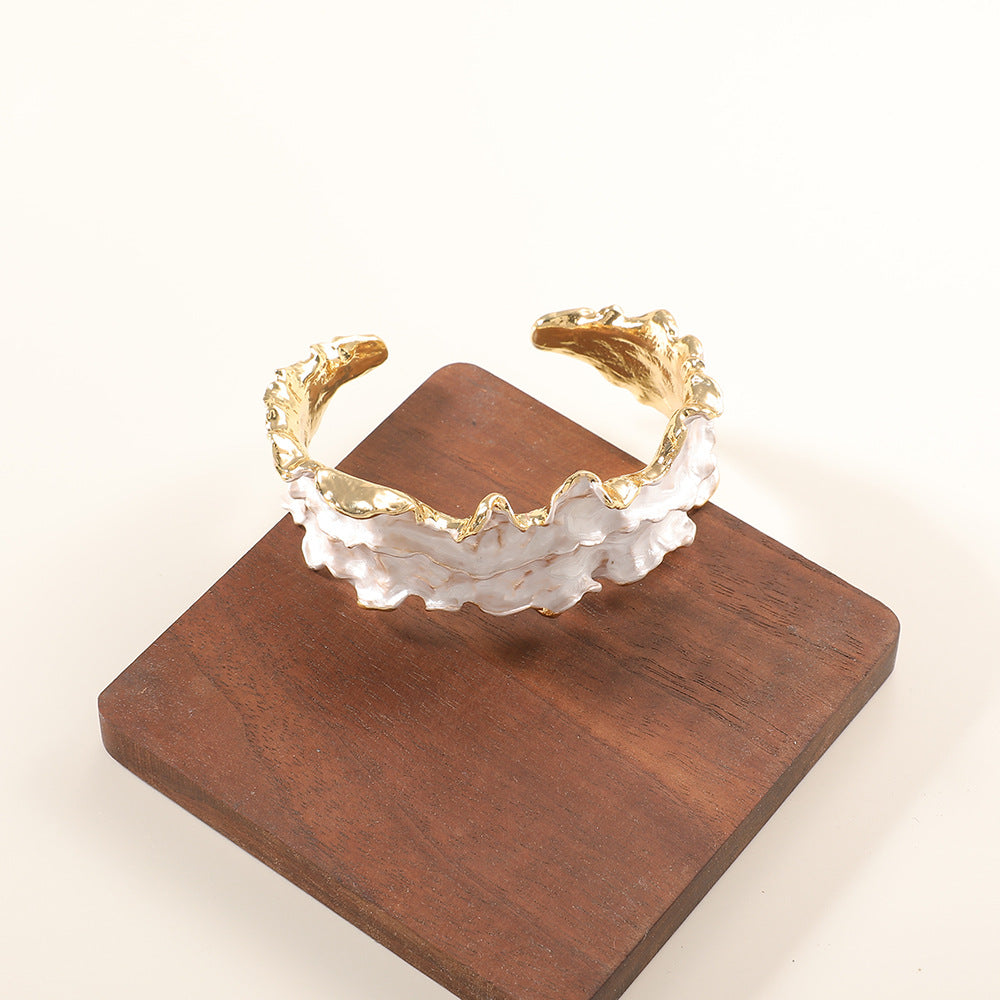 Women's bracelet with intricate flower design Land Girl