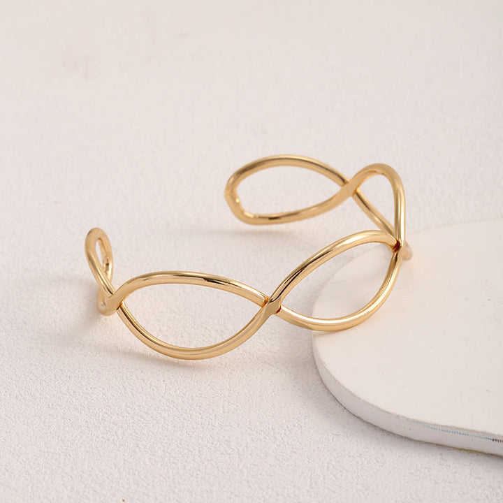 Women Open Bangle in Minimalist Design Land Girl