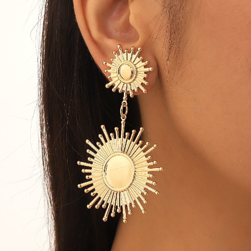 Women's Hanging Earrings in Modern Radiant Design Land Girl