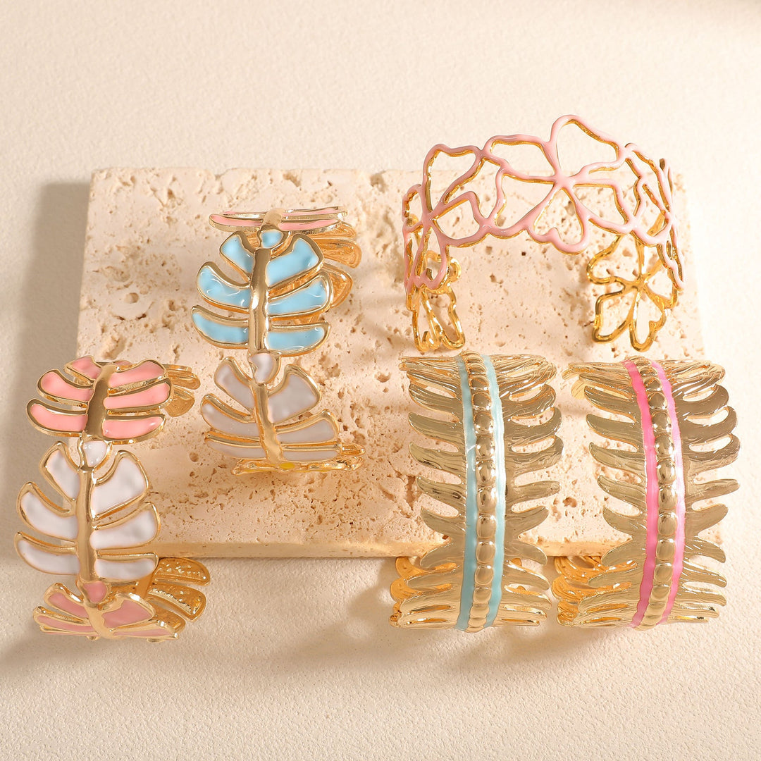 Women Open Bangle in Elegant Leaf Design Land Girl