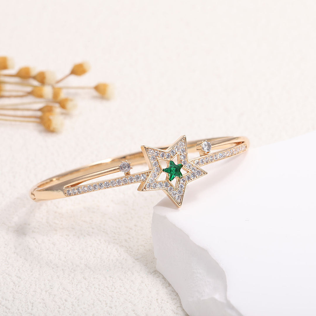Women's bangle with elegant infinity pattern and sparkling zirconia Land Girl