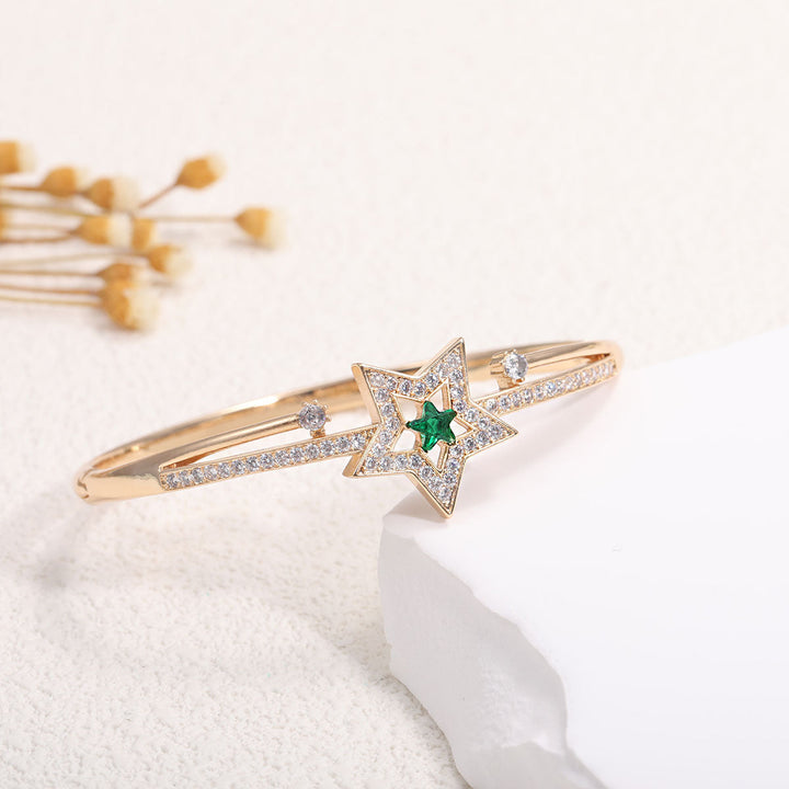 Women's bangle with elegant infinity pattern and sparkling zirconia Land Girl
