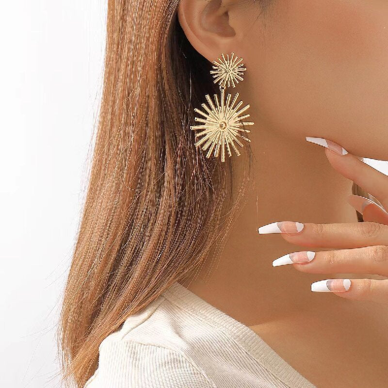 Women's Hanging Earrings in Modern Radiant Design Land Girl