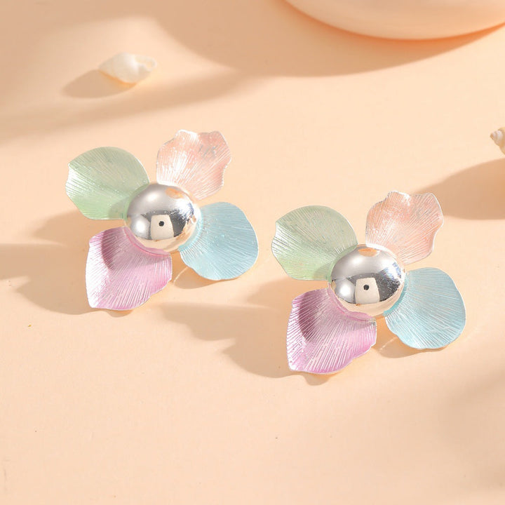 Women's hair clips in playful flower design Land Girl