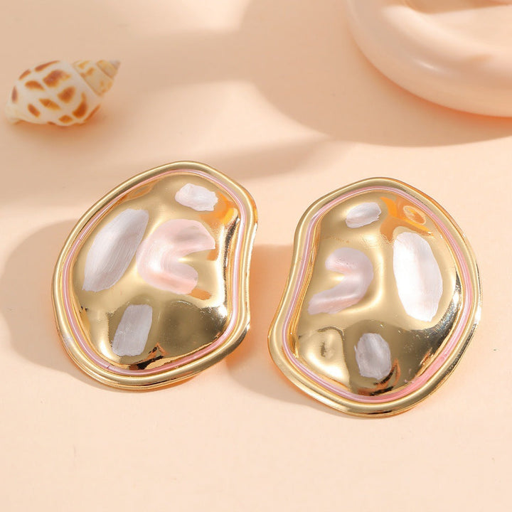 Ladies Hanging Earrings in a modern, organic design Land Girl