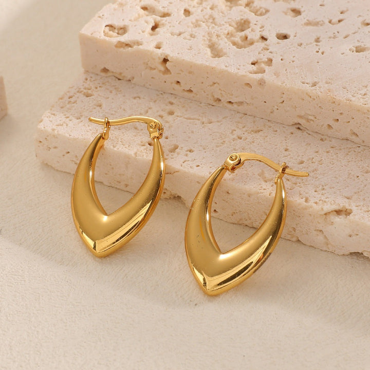 Women's Hanging Earrings with Integrated, Textured Design Land Girl