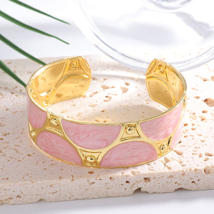 Women's cuff bracelet with artistic design Land Girl