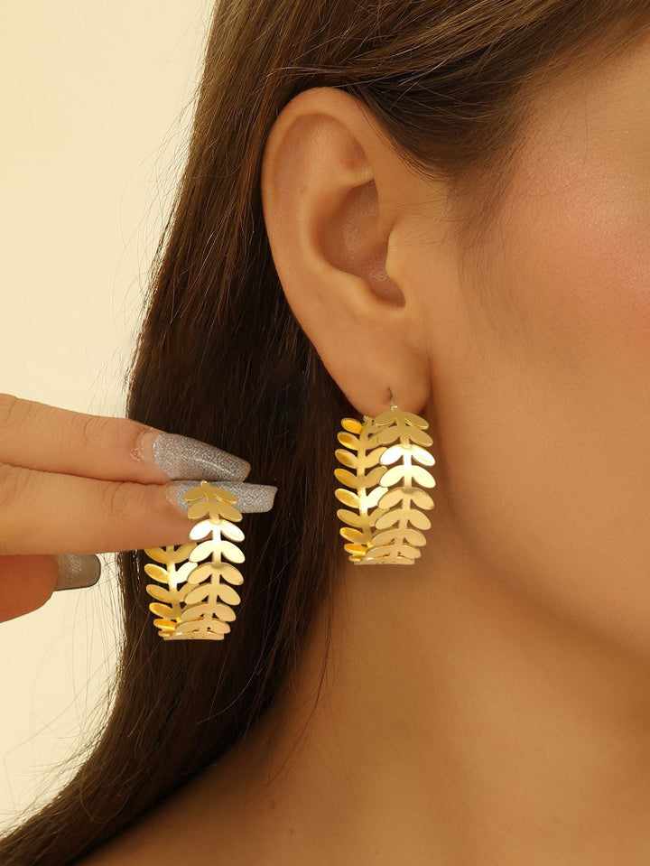 Women artistically designed hoops Land Girl