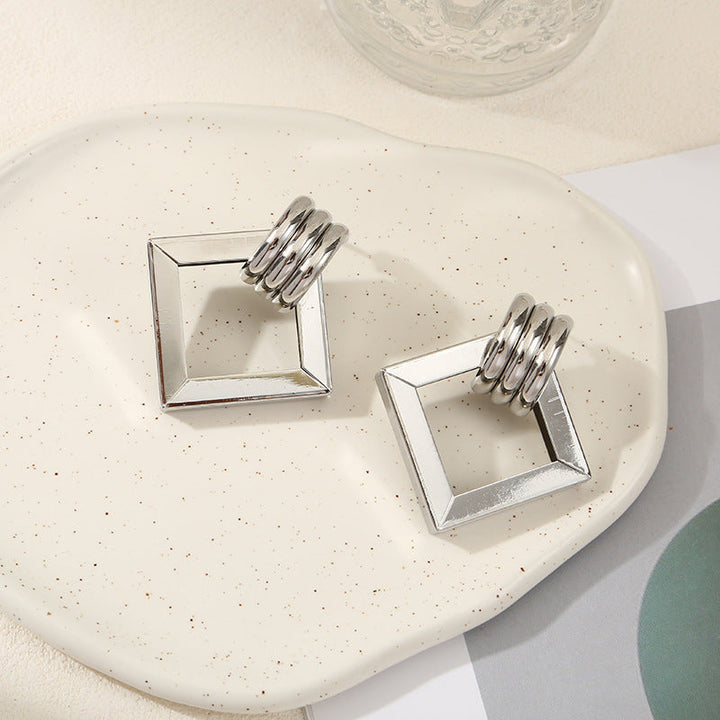 Women's Hanging Earrings with Square Design and Glossy Surface Land Girl
