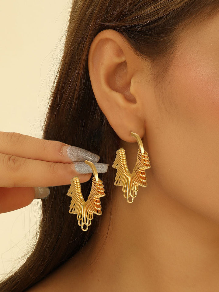 Women artistically designed hoops Land Girl