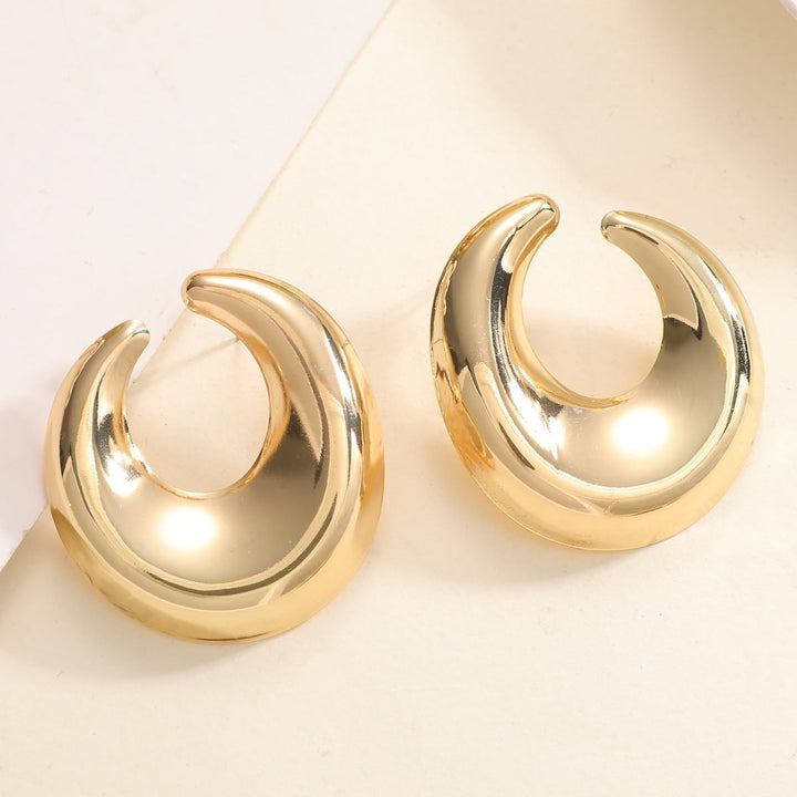 Women's earrings with elegant curved design Land Girl