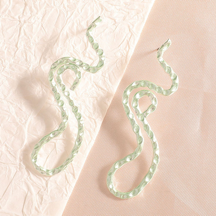 Ladies earrings in elegant wave pattern Land Girl