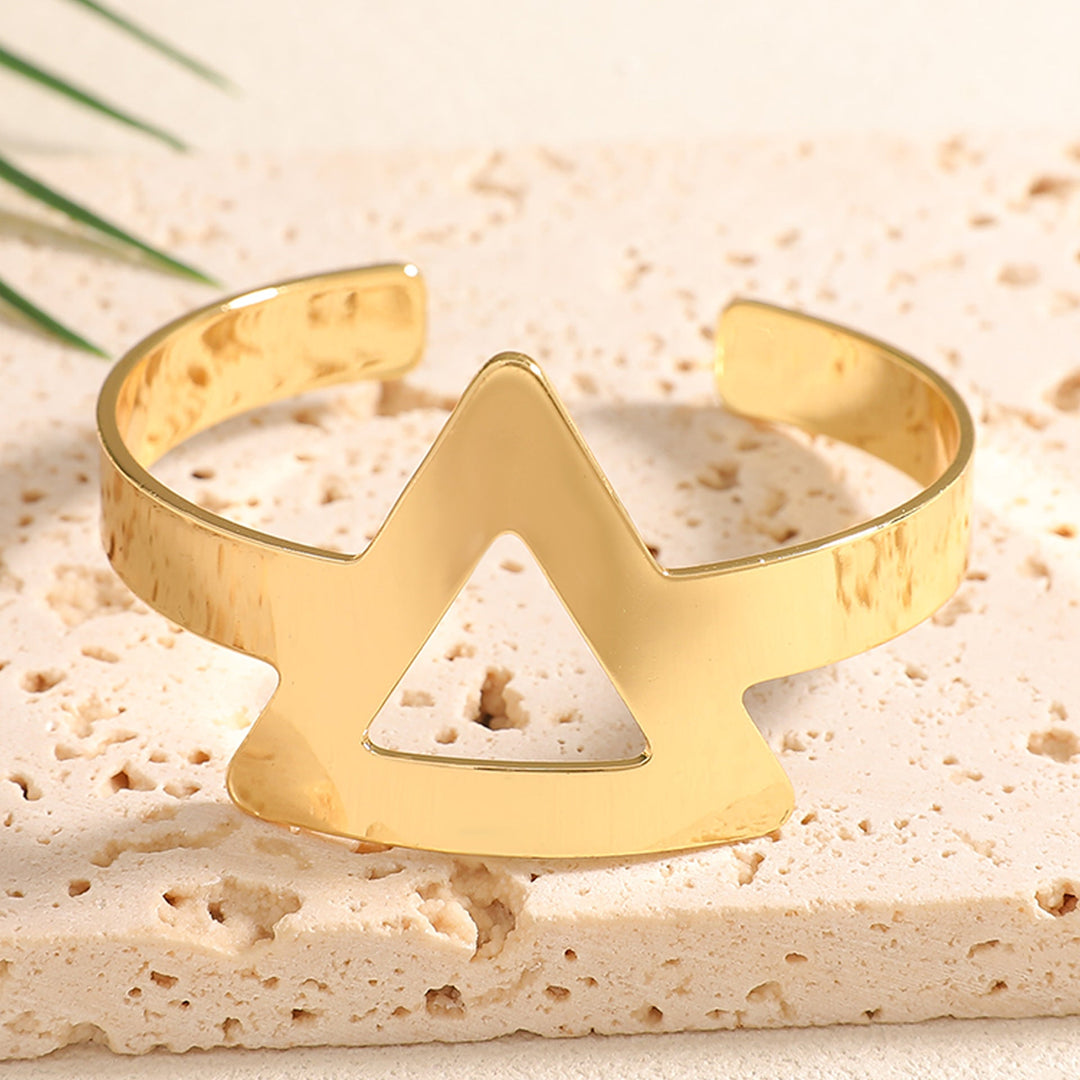 Ladies Open Bangle with Artistic Coral Pattern Land Girl