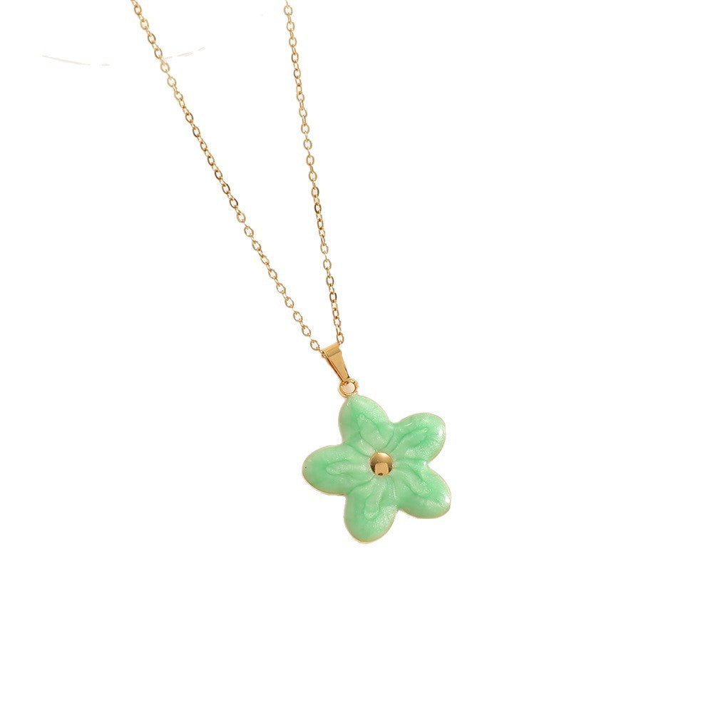 Women’s necklace with elaborately designed flower pendant Land Girl