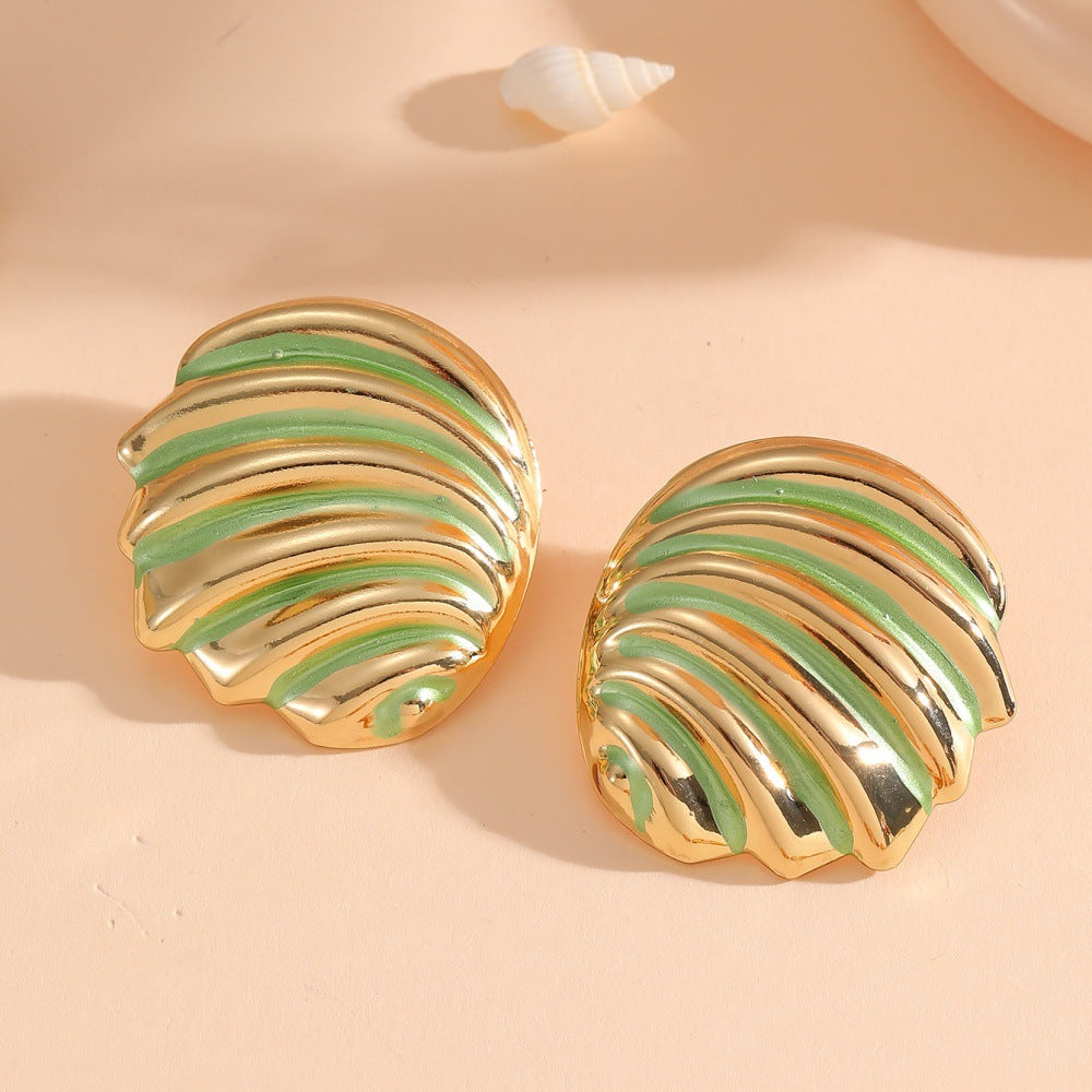Women's ear clips in maritime shell design Land Girl