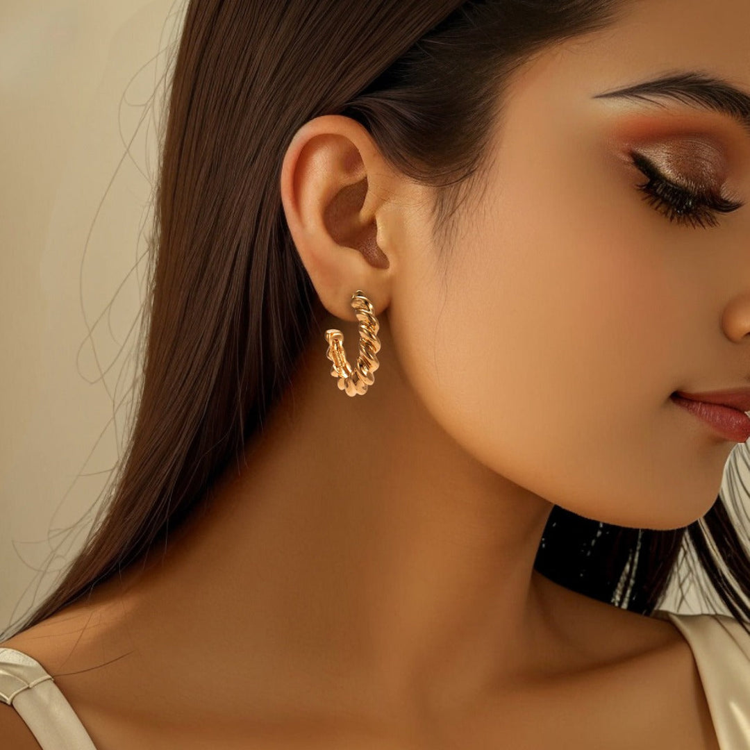 Women Hanging Earrings with Elegant Wave Design Land Girl