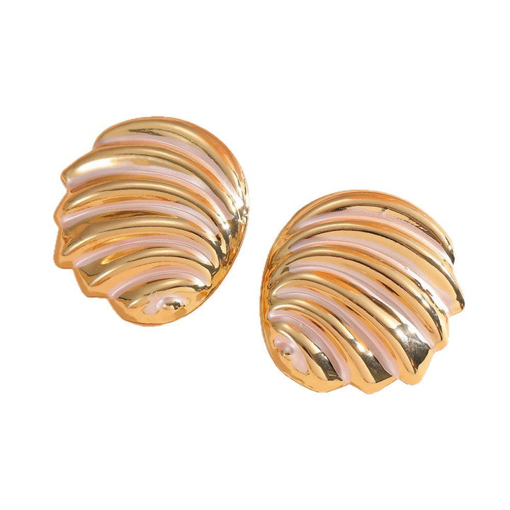 Women's ear clips in maritime shell design Land Girl