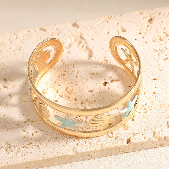 Ladies bracelet with intricate starfish design Land Girl