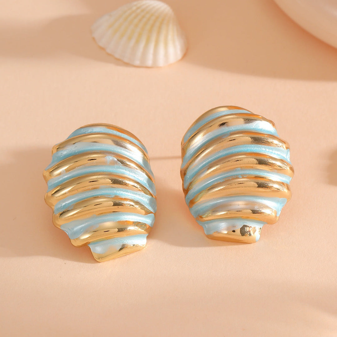 Women's ear clips in maritime shell design Land Girl