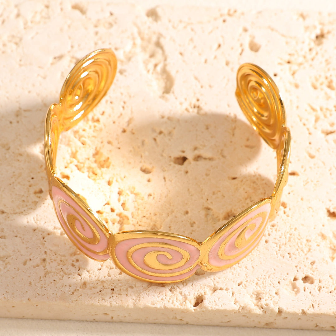 Women's cuff with elegant spiral design Land Girl