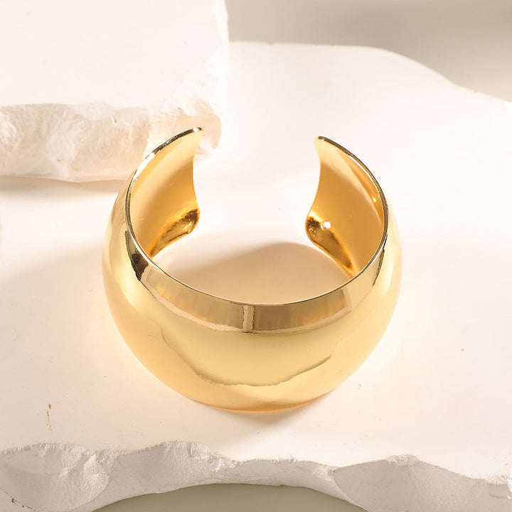 Women Open Bangle with Artistic Relief Design Land Girl