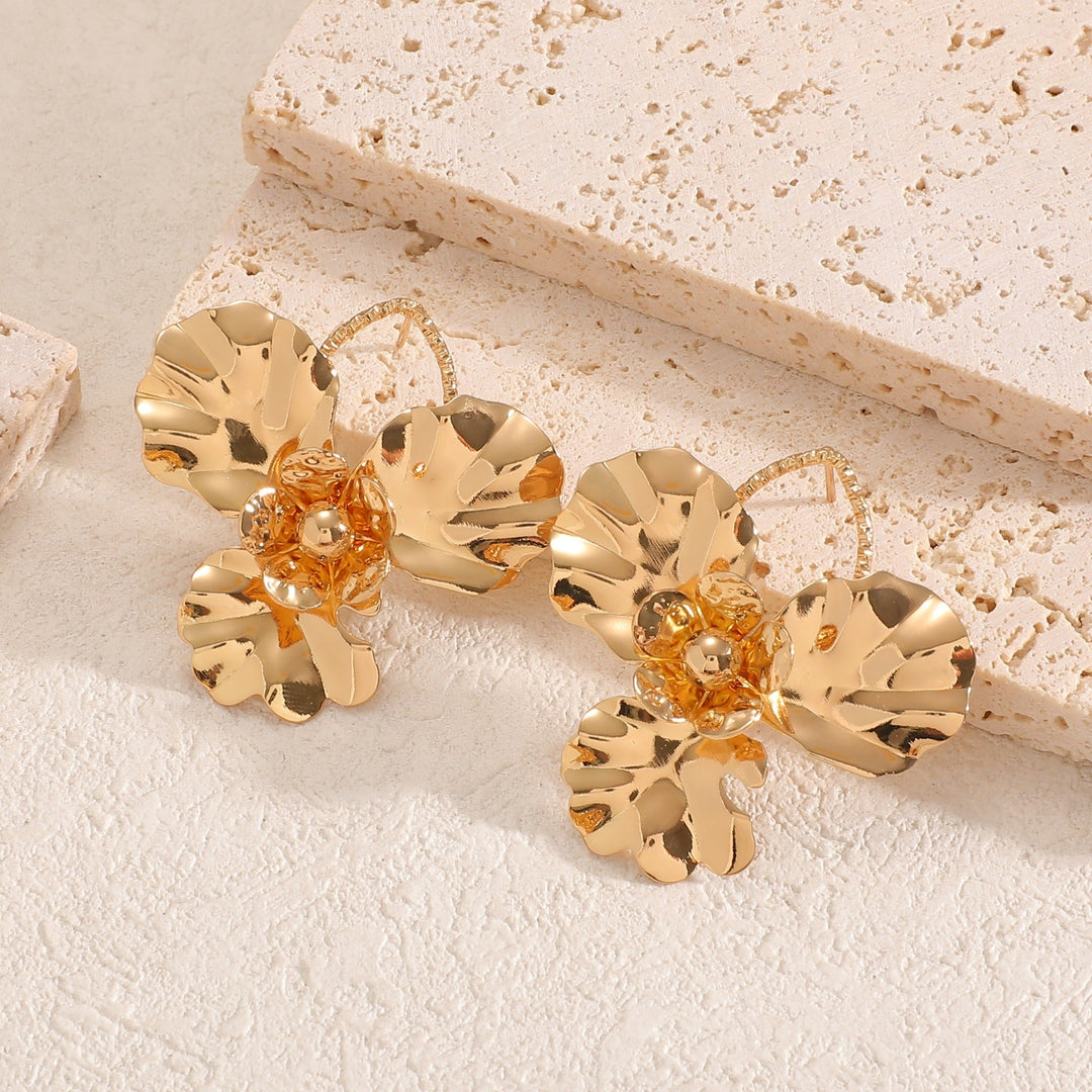 Women's hair clips in luxurious leaf design Land Girl