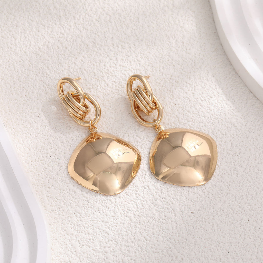 Ladies Elegant and Stylish Earrings with Floral Designs Land Girl