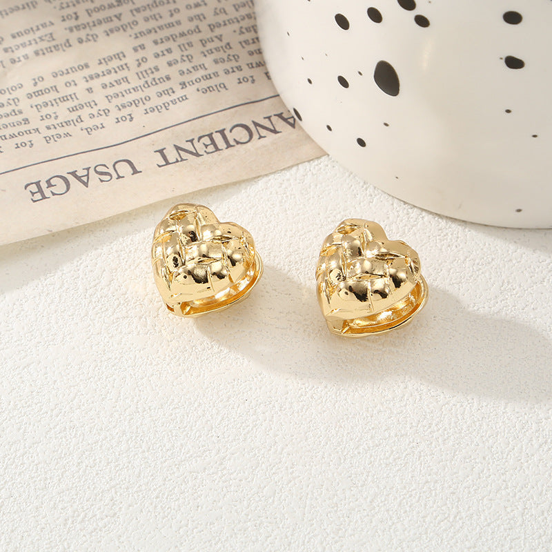 Women's ear clips in elegant shell design Land Girl