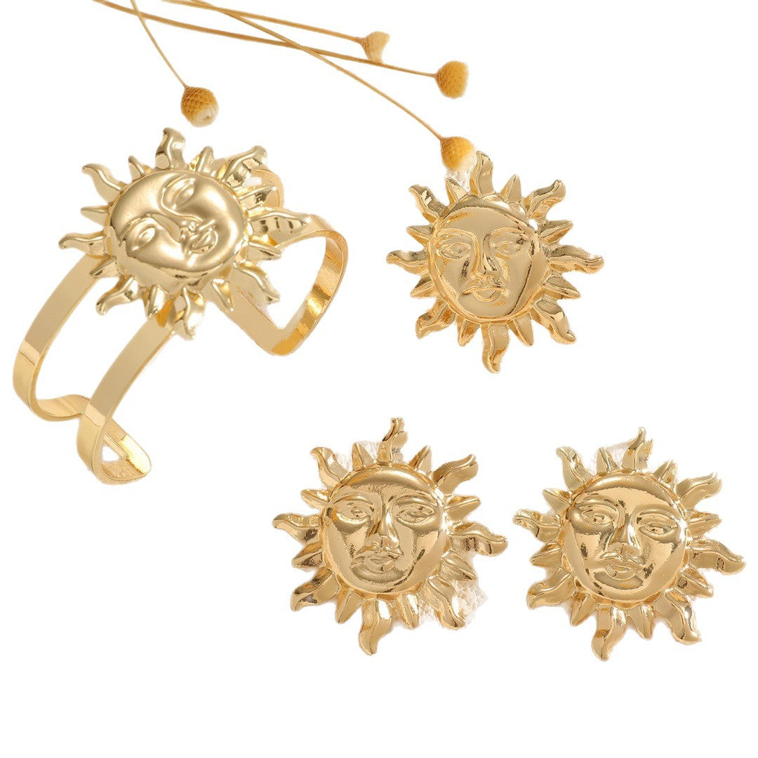 Women's bracelet with elaborate sun design Land Girl