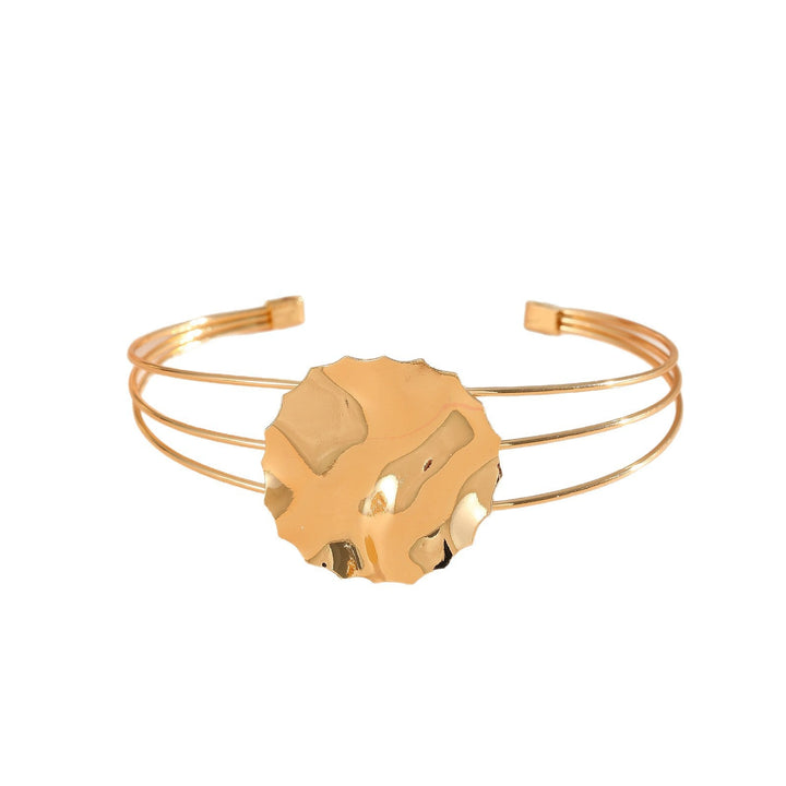 Women's bracelet with intricate bow design Land Girl