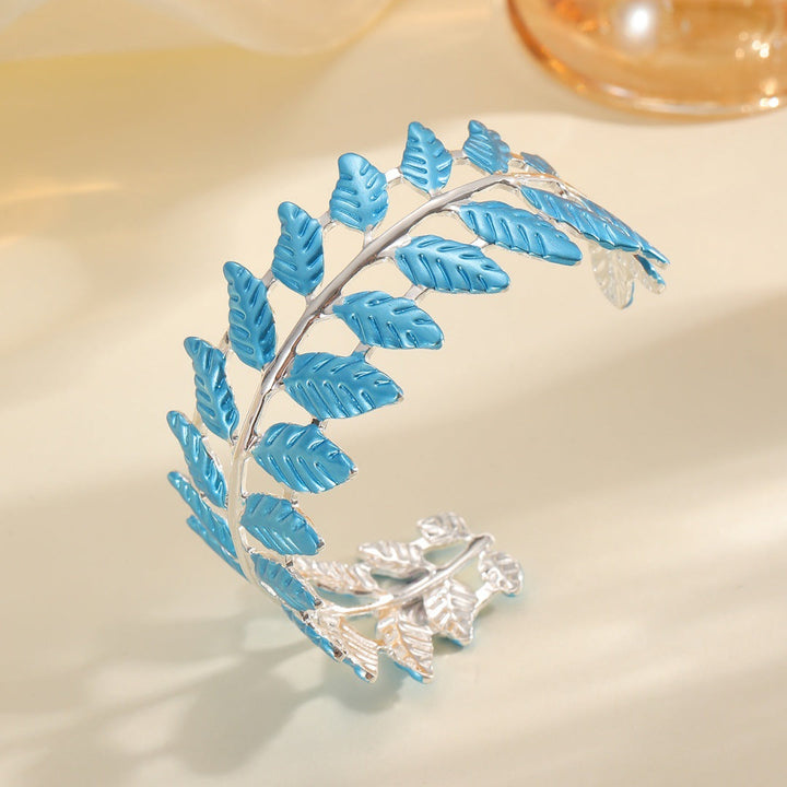 Ladies bracelet in elegant leaf design Land Girl