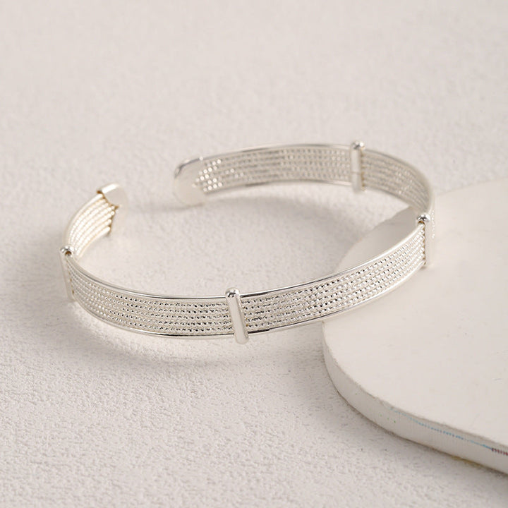 Ladies Open Bangle with Elegant Structure Design Land Girl