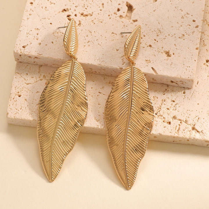 Women's Hanging Earrings in Elegant Leaf Design Land Girl