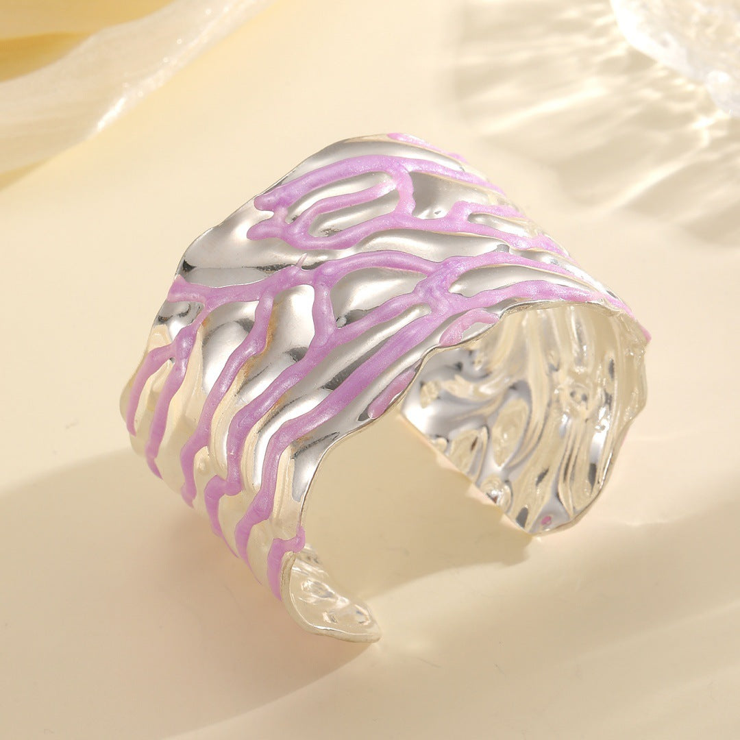Women Open Bangle with Artistic Wave Pattern Land Girl