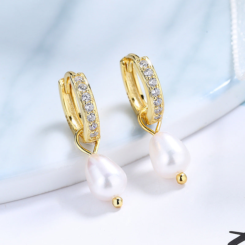 Ladies earrings with elegant zirconia decorations and pearl pendants Land Girl