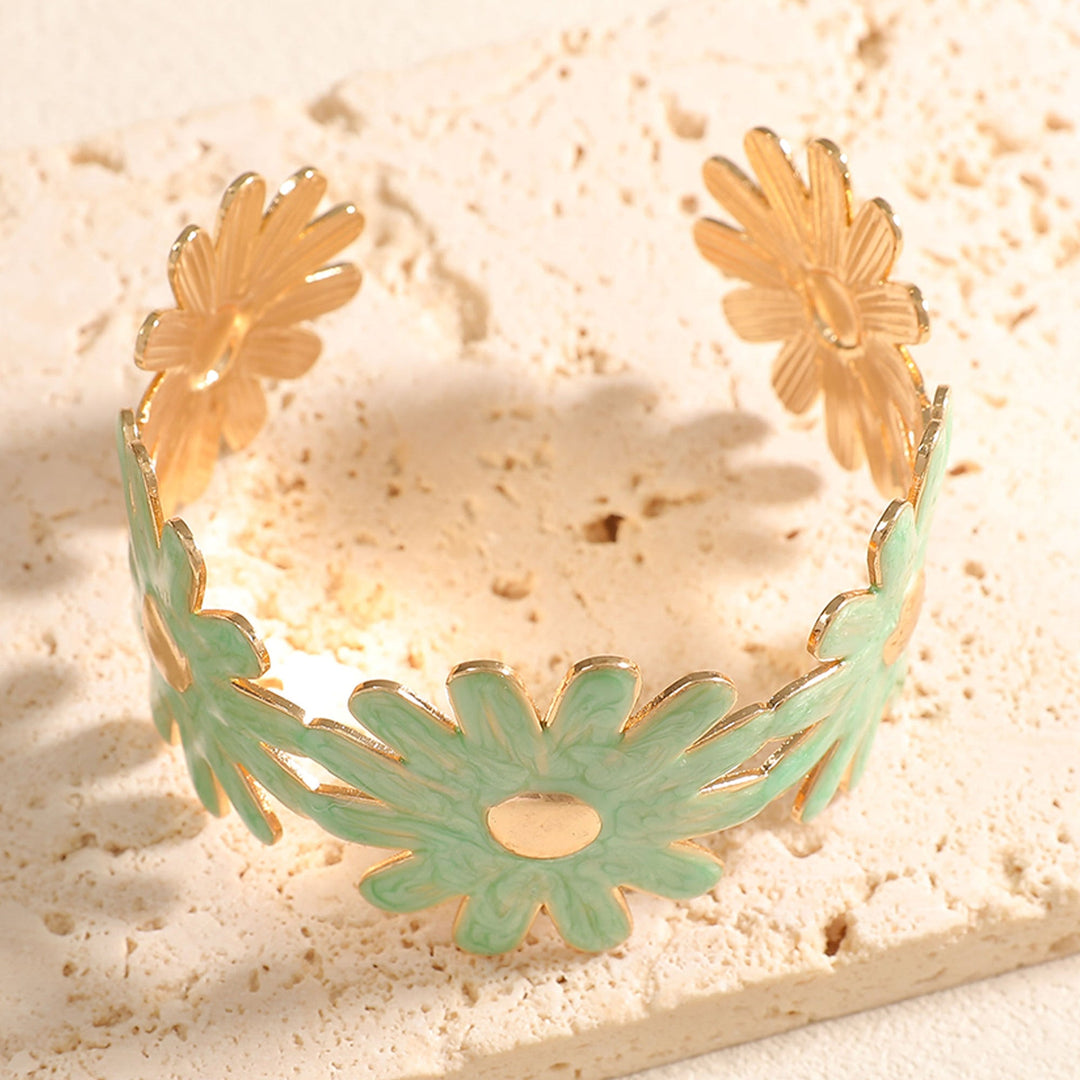 Women's bangle with floral flower pattern Land Girl