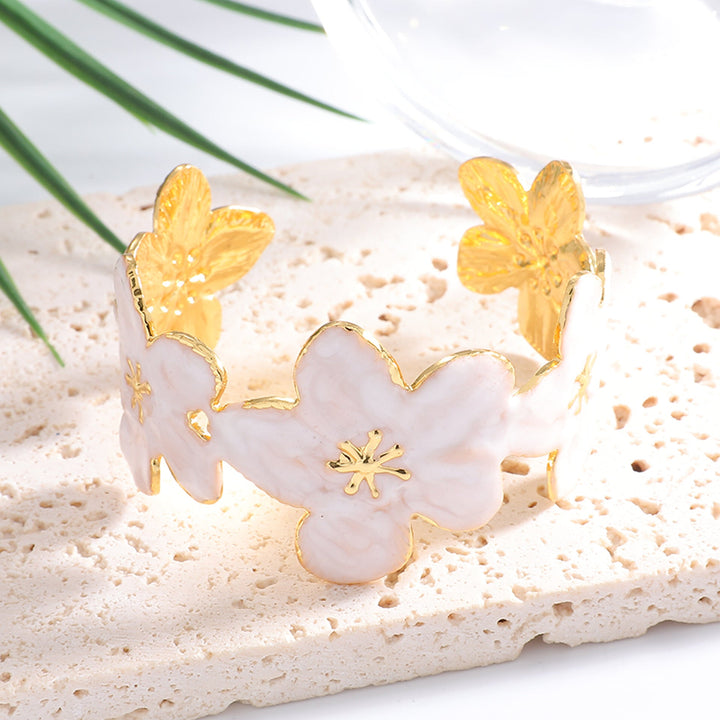 Ladies' bangle with floral motifs Land Girl