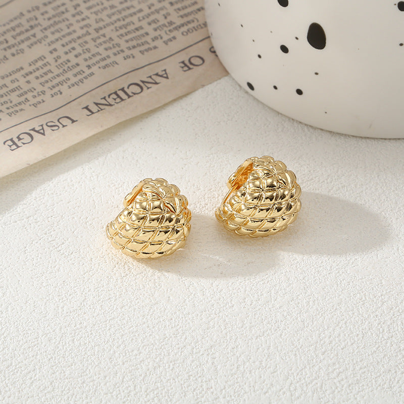 Women's Ear Clips with Elegant Pattern Land Girl