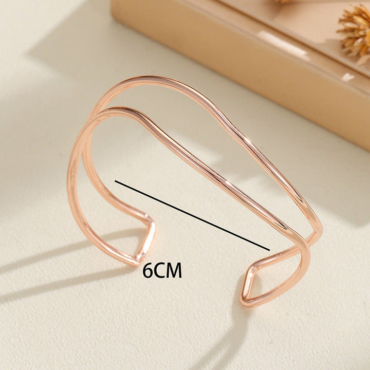 Women Open Bracelet with Curved Design Land Girl