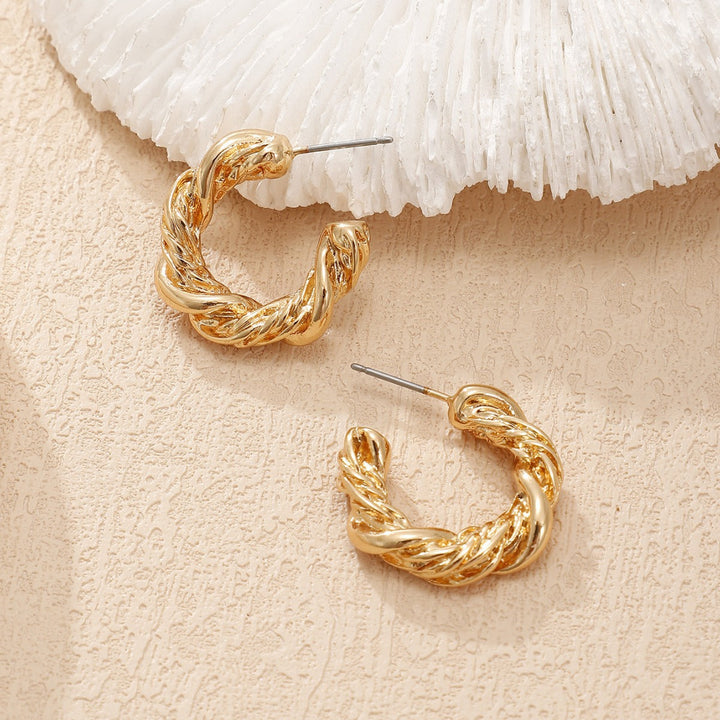 Women High-Quality Earrings with Braided Design Land Girl