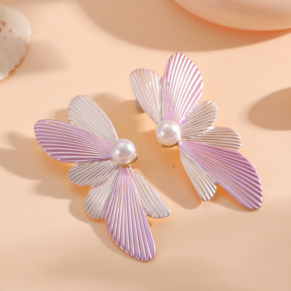 Women's hair clips in elegant butterfly design Land Girl
