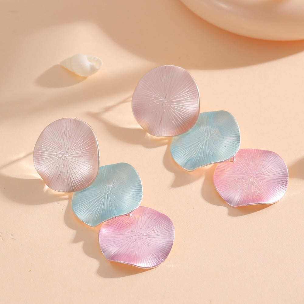 Women's hair clips in playful flower design Land Girl